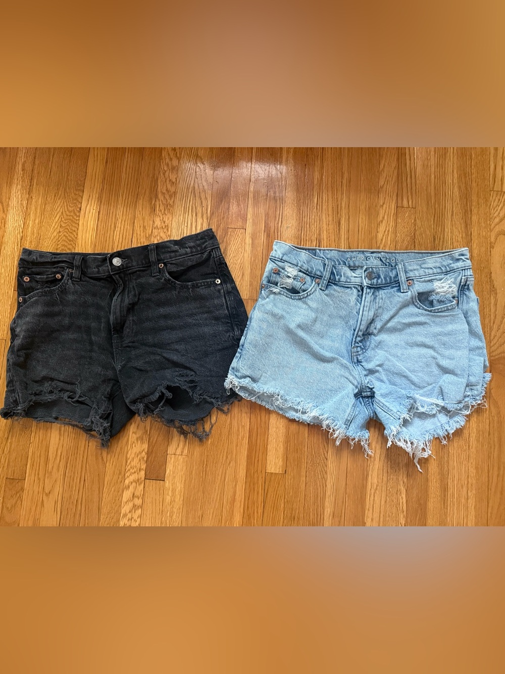 American Eagle Outfitters Ex Boyfriend Distressed Denim Shorts Lot size 4